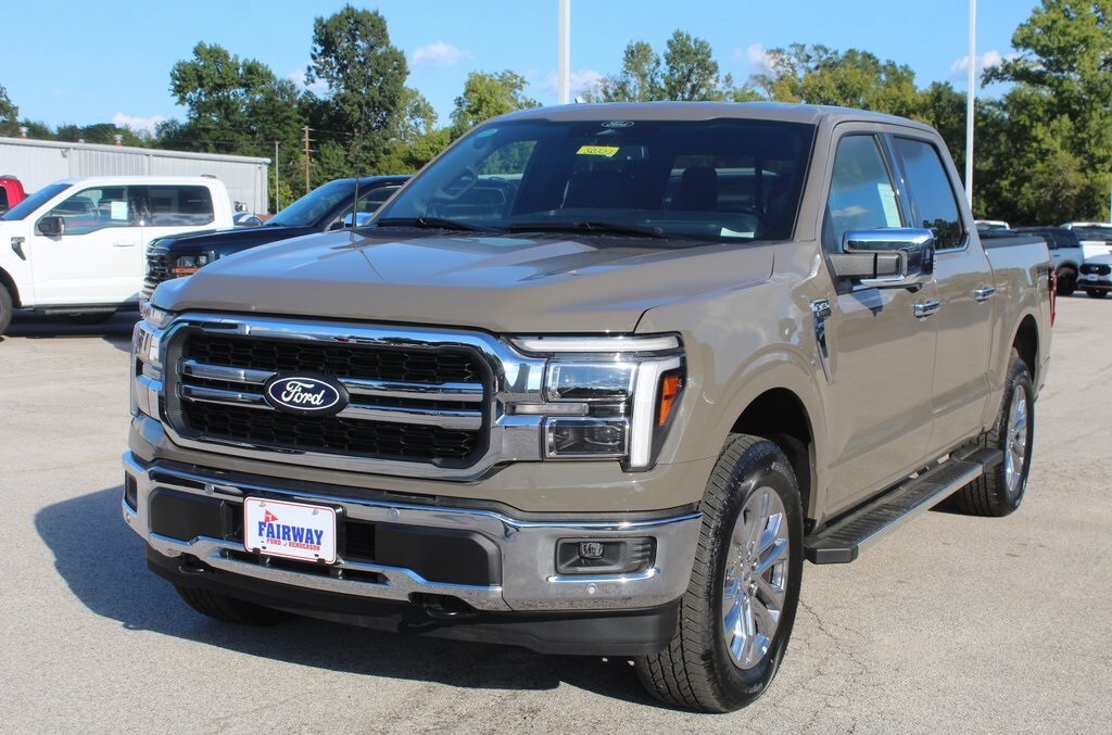 New 2025 Ford F-150 Lariat TRUCK