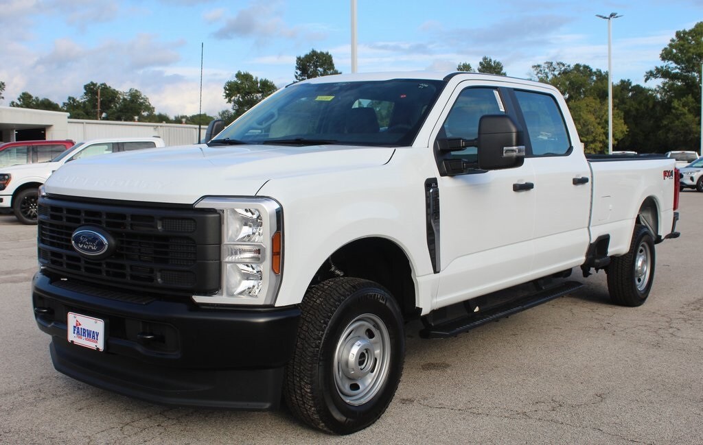 2026 Ford F-250 XL photo 2
