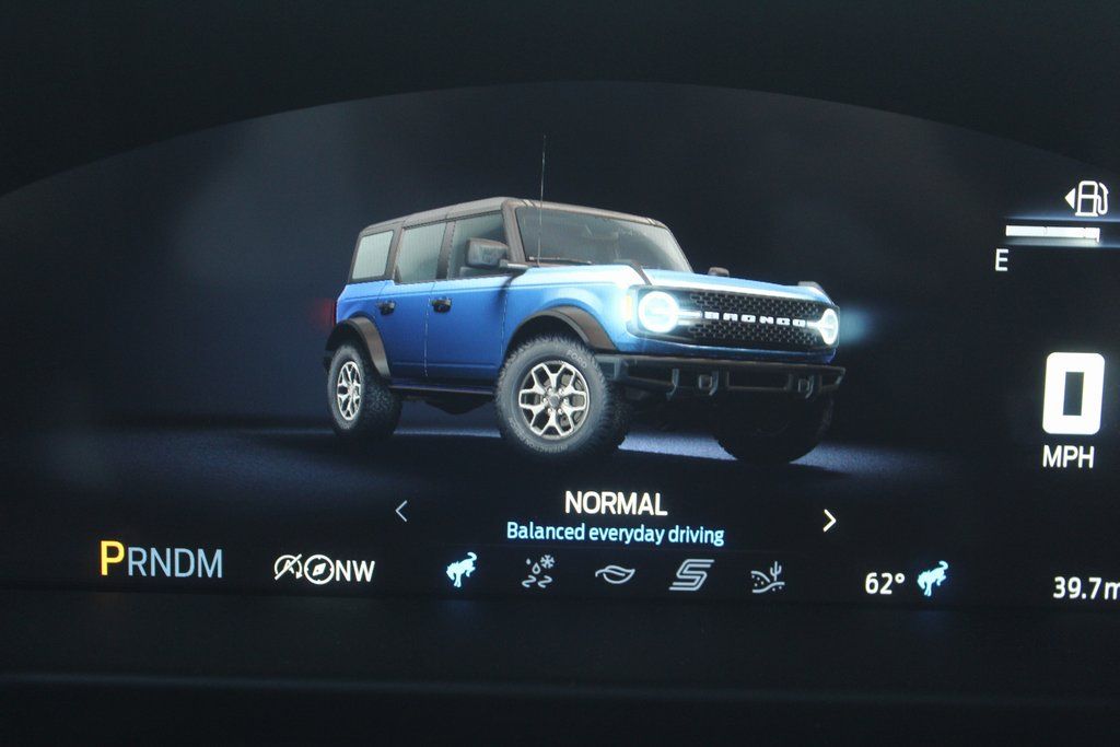 2025 Ford Bronco 2-Door Base - Photo 29