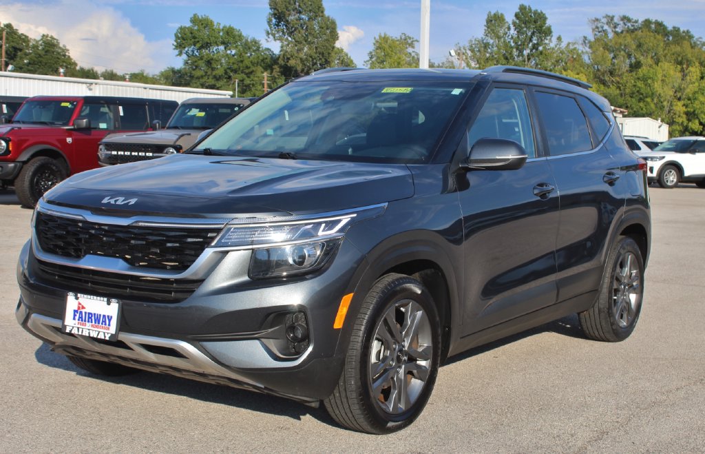 Used 2023 Kia Seltos S SUV