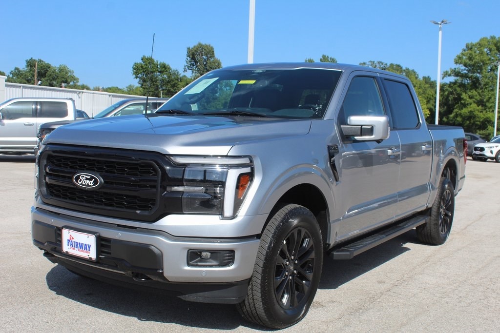 New 2025 Ford F-150 Lariat TRUCK