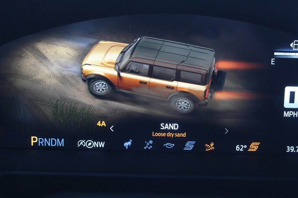 2025 Ford Bronco 2-Door Base - Photo 33