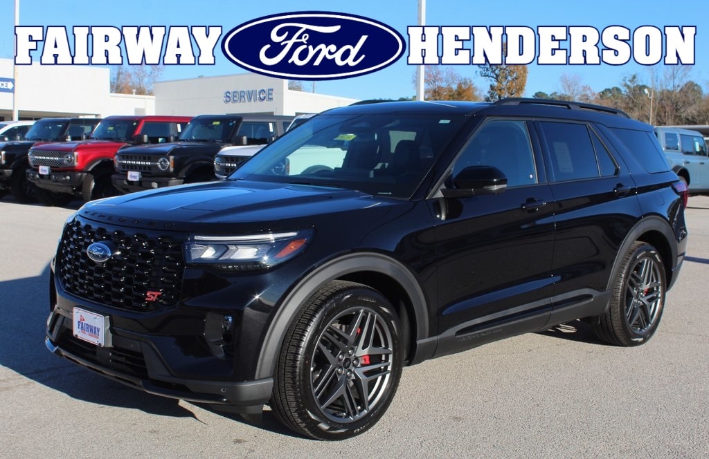 2025 Ford Explorer ST's photo