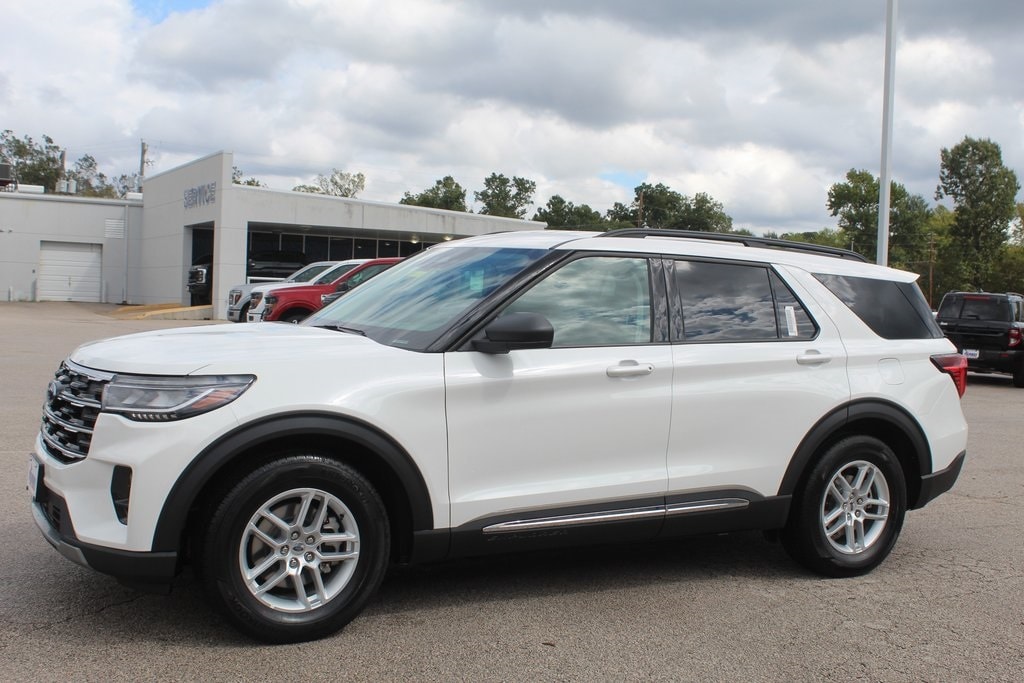 New 2025 Ford Explorer Active SUV