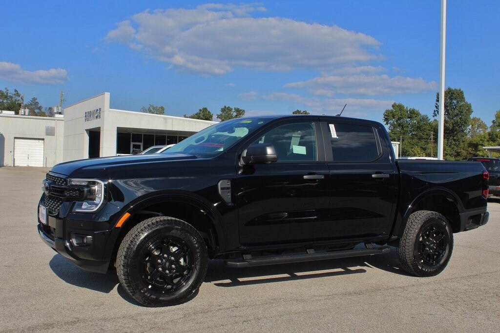 2025 Ford Ranger XLT photo 2
