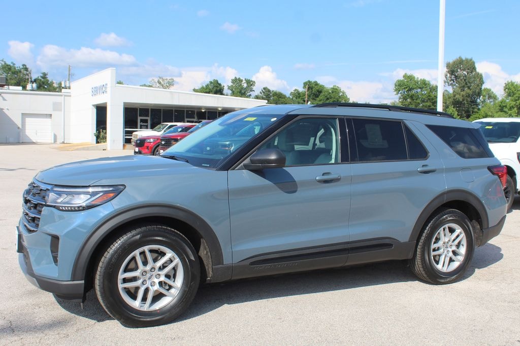 New 2026 Ford Explorer Active SUV