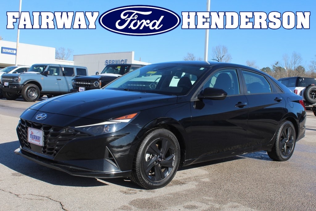 2022 Hyundai Elantra SEL