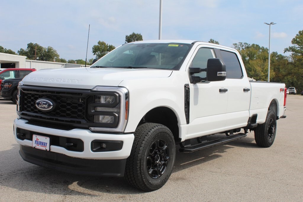 2026 Ford F-250 XL photo 2