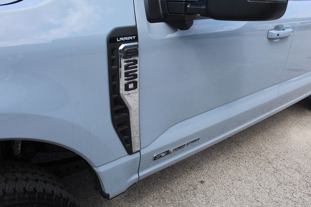 2026 Ford F-250 Super Duty Lariat - Photo 8