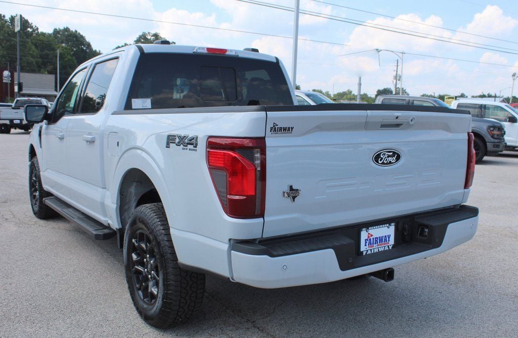 2025 Ford F-150 XLT - Photo 10