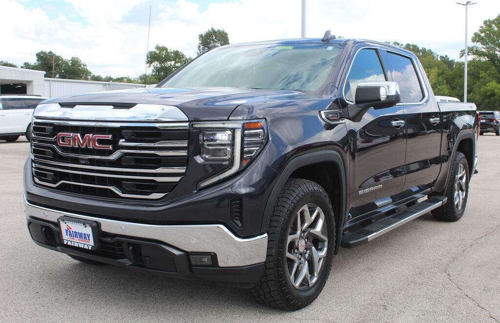 Used 2023 GMC Sierra 1500 SLT Crew Cab Short Bed Truck