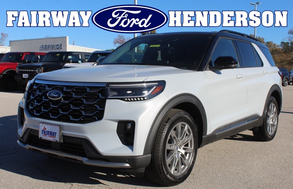 2026 Ford Explorer Platinum's photo