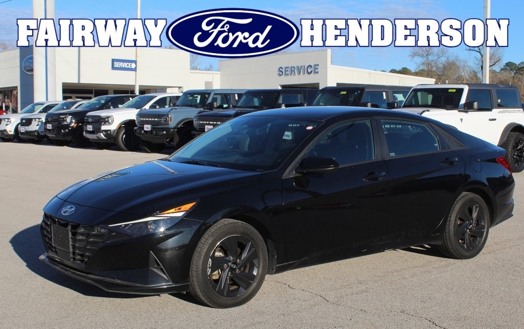 2022 Hyundai Elantra SEL