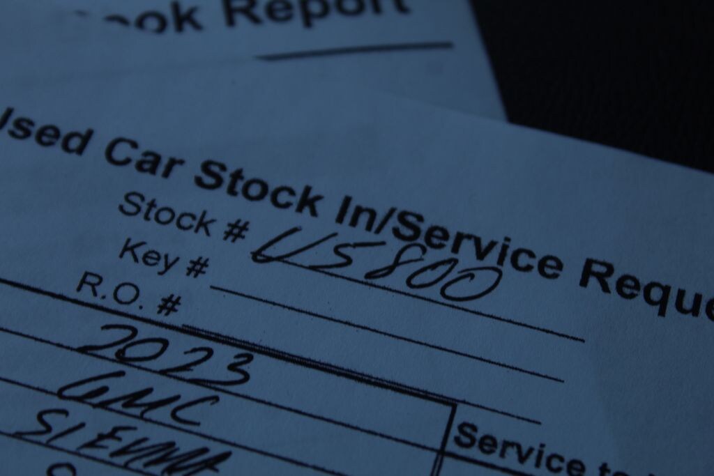 Used 2023 GMC Sierra 1500 SLT Crew Cab Short Bed Truck