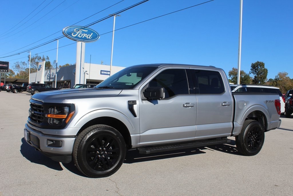 New 2025 Ford F-150 XLT TRUCK
