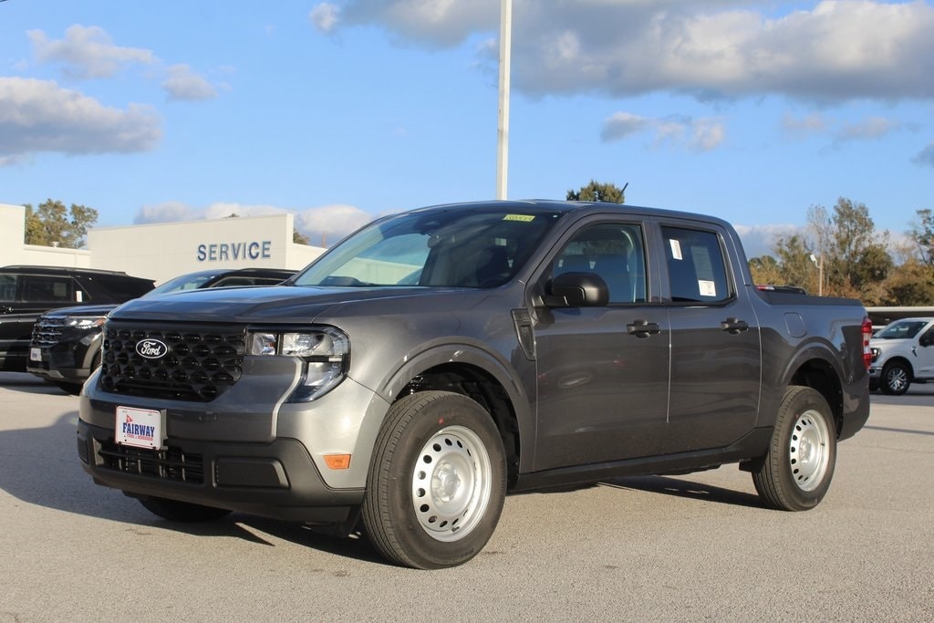 New 2025 Ford Maverick XL TRUCK