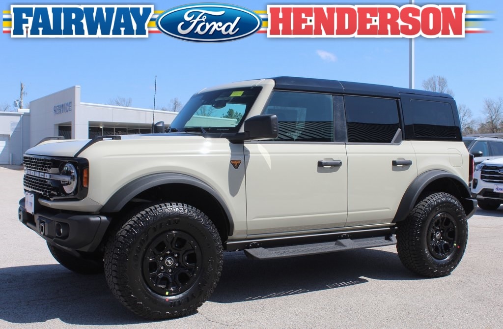 2025 Ford Bronco SUV 