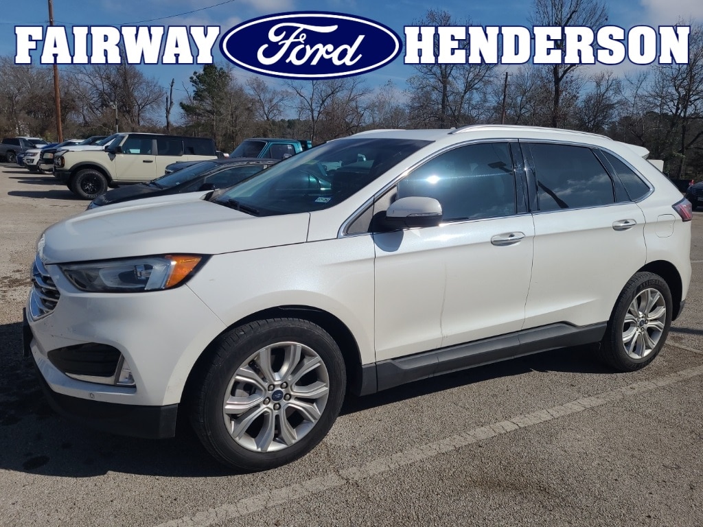 2021 Ford Edge Titanium's photo