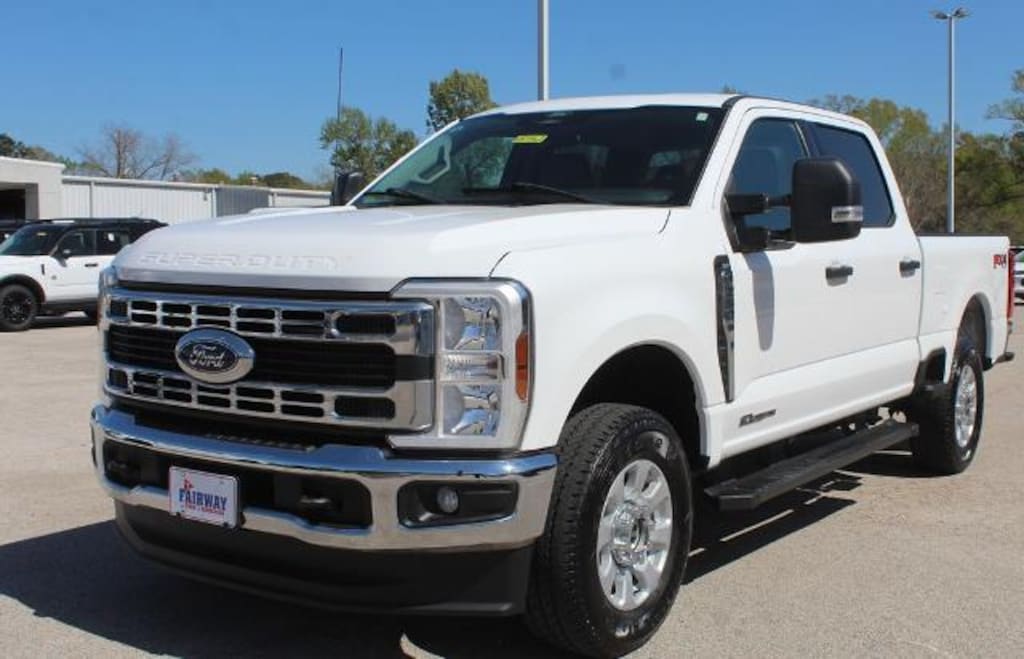 Used 2024 Ford F-250 XLT Crew Cab Truck