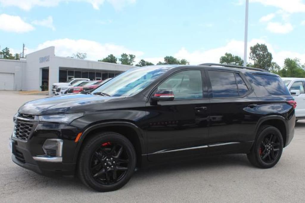 Used 2023 Chevrolet Traverse Premier SUV