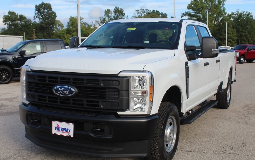 2026 Ford F-250 XL photo 3
