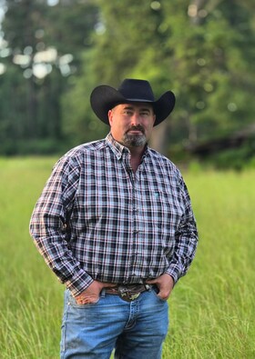 Staff member Jason Davis from ID_4ccc1b