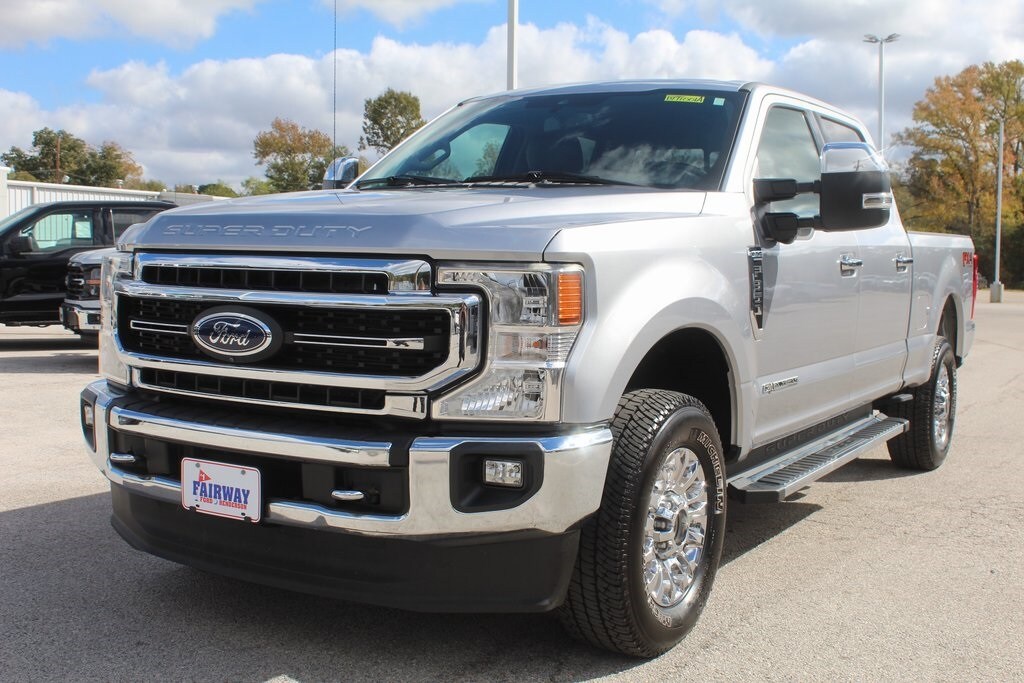 2021 Ford F-350 Lariat photo 4