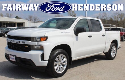 2020 Chevrolet Silverado 1500 Custom Crew Cab Short Bed Truck