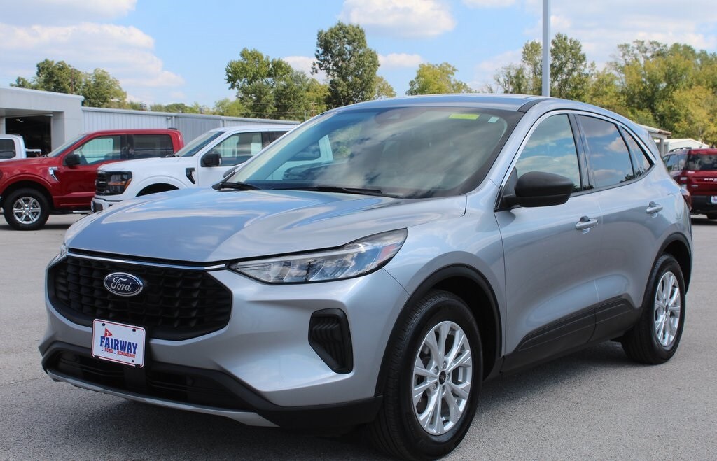 2024 Ford Escape Active photo 2