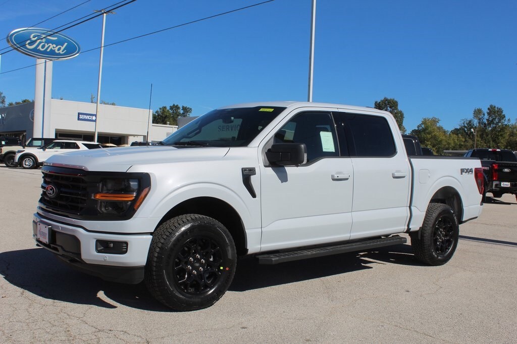 New 2025 Ford F-150 XLT TRUCK