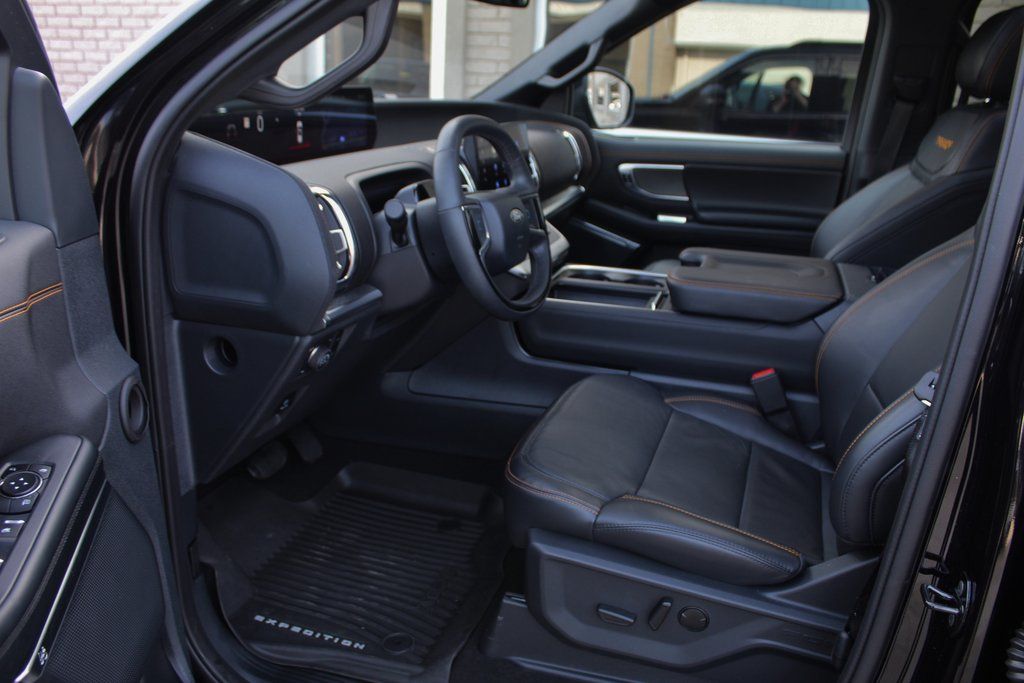 2025 Ford Expedition Tremor - Photo 11