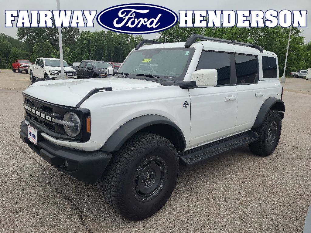 2025 Ford Bronco Outer Banks 4x4's photo
