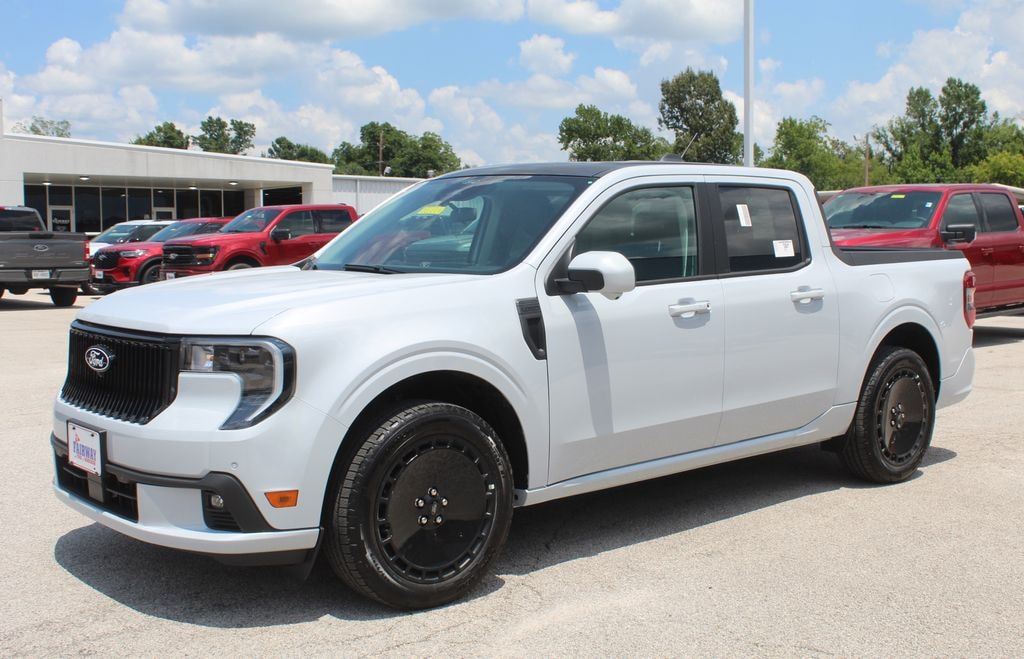 New 2026 Ford Maverick Maverick Lobo TRUCK