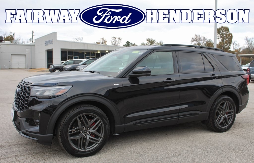 2026 Ford Explorer ST-LINE's photo