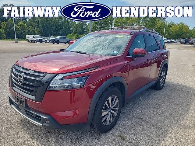 Used 2023 Nissan Pathfinder SL