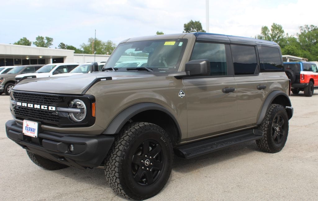 New 2025 Ford Bronco Outer Banks® SUV