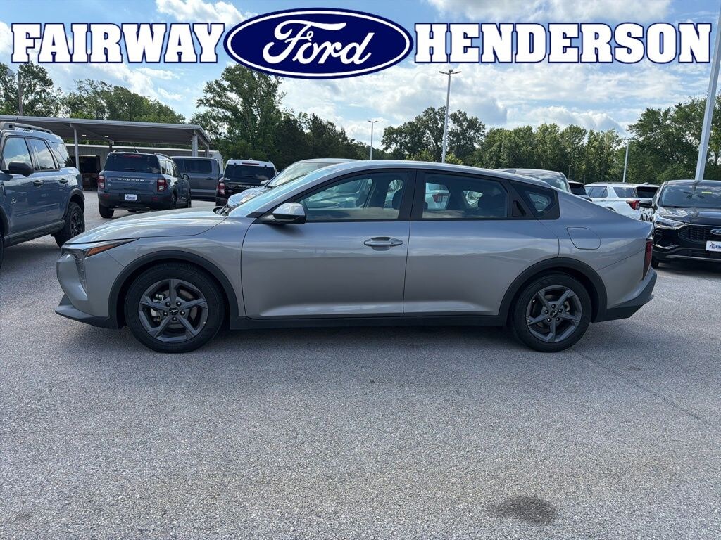 Used 2025 Kia K4 LXS Sedan