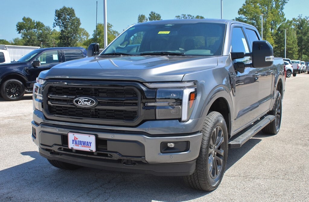 2025 Ford F-150 Lariat photo 3