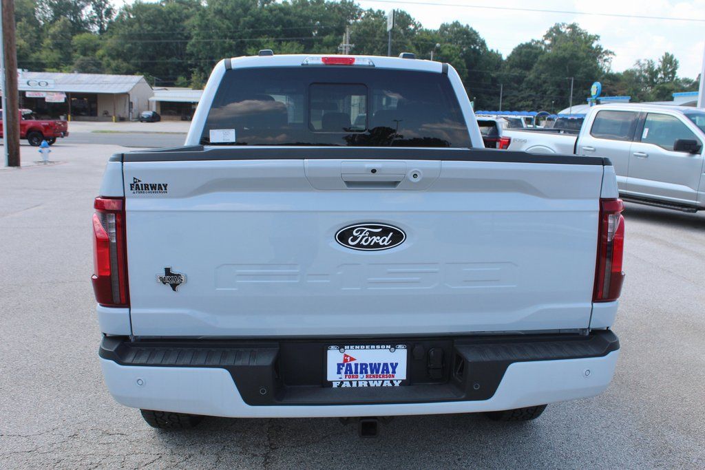 2025 Ford F-150 XLT - Photo 11