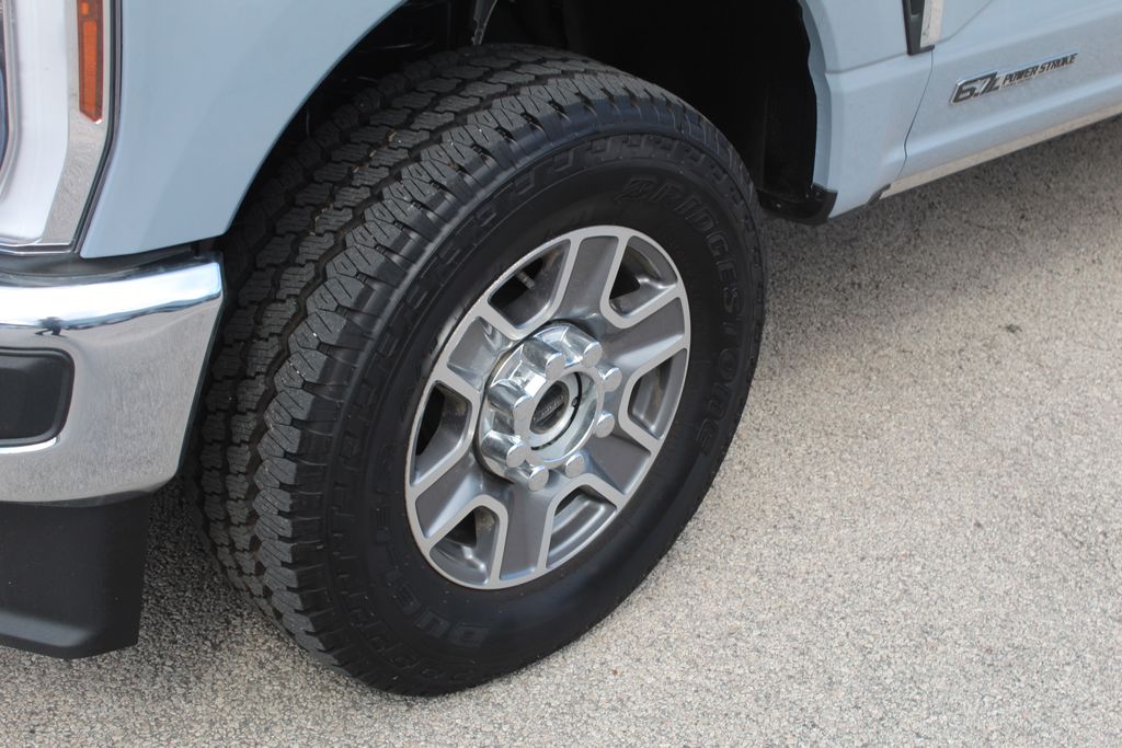 2026 Ford F-250 Super Duty Lariat - Photo 9