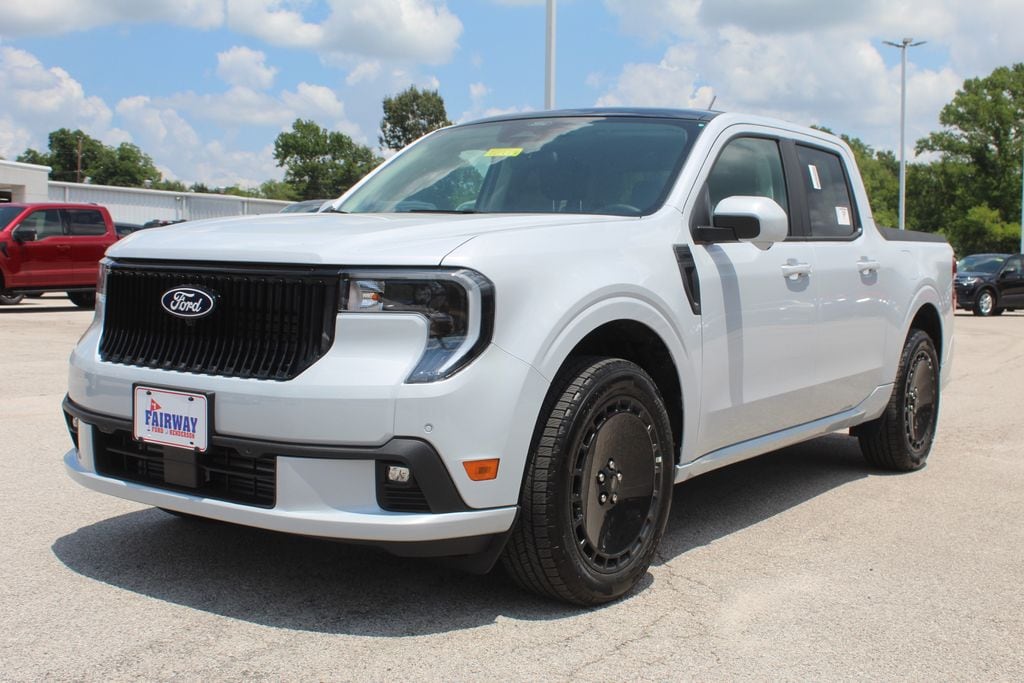 New 2026 Ford Maverick Maverick Lobo TRUCK