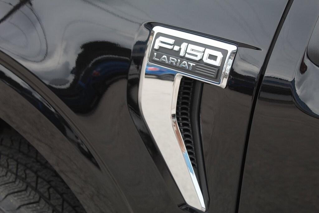 Used 2023 Ford F-150 Lariat Crew Cab Truck