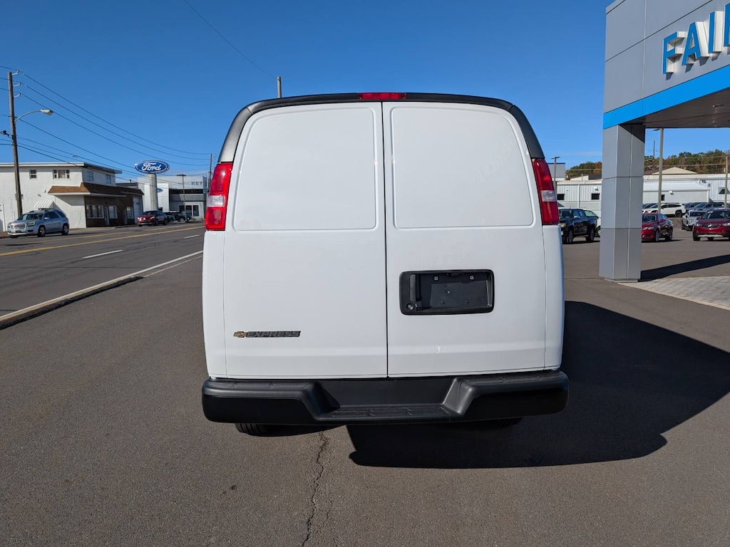 New 2025 Chevrolet Express Cargo 3500 WT Van