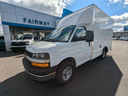 2024 Chevrolet Express Cutaway 3500 1WT Cutaway Van