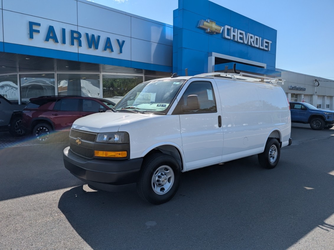 2025 Chevrolet Express Cargo Work Van's photo