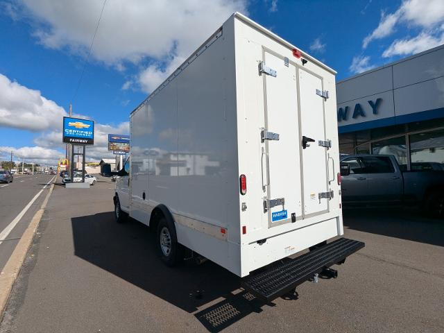 2024 Chevrolet Express 3500 Cutaway Van photo 3