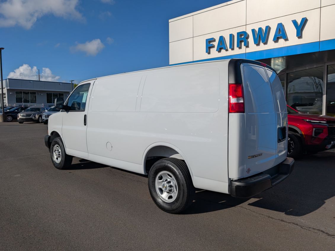 2025 Chevrolet Express Cargo 2500 Van photo 3