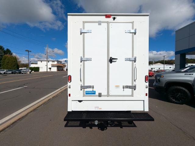 2024 Chevrolet Express 3500 Cutaway Van photo 4