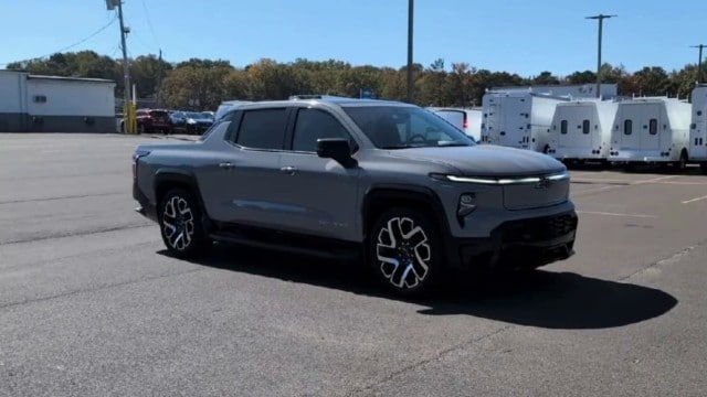 Used 2025 Chevrolet Silverado EV RST with VIN 1GC402EL1SU404940 for sale in Hazleton, PA