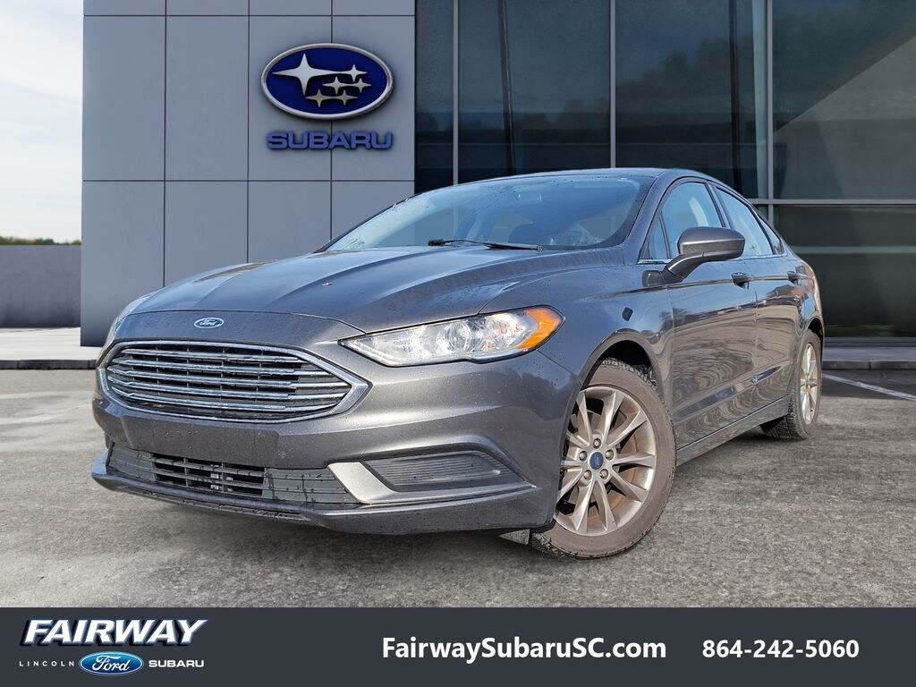 Used 2017 Ford Fusion SE Sedan